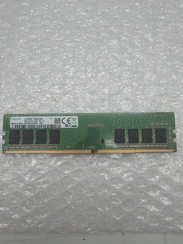 Модуль памяти Samsung M378A1K43CB2-CRC