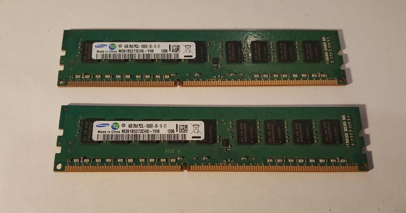 Модуль памяти Samsung M391B5273CH0-YH9