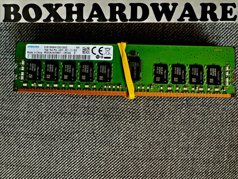 Модуль памяти Samsung M393A2K40BB1-CRC0Q
