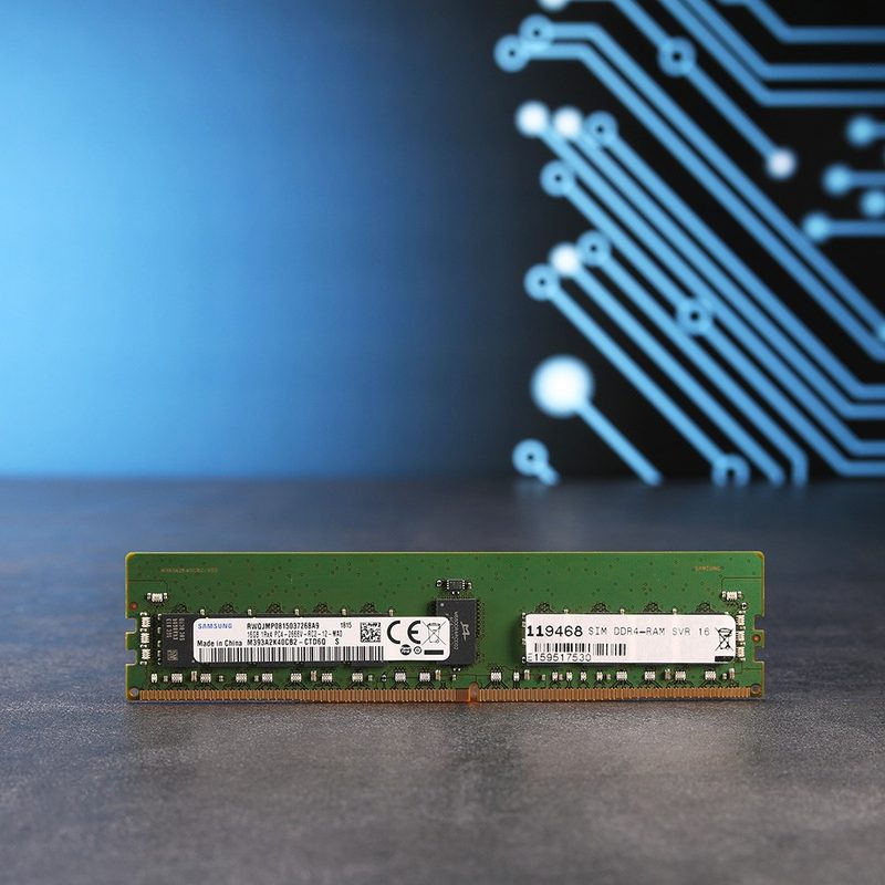 Модуль памяти Samsung M393A2K40CB2-CTD6Q