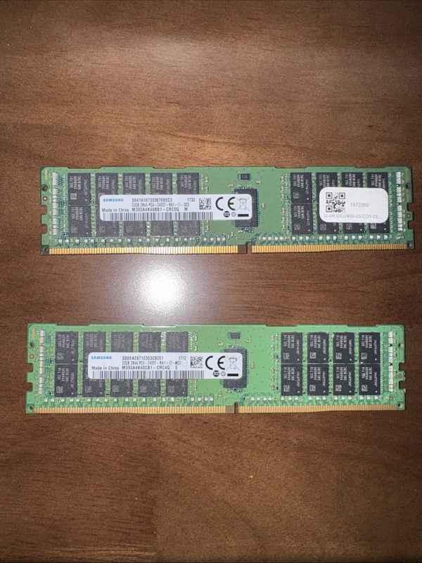 Модуль памяти Samsung M393A4K40CB1