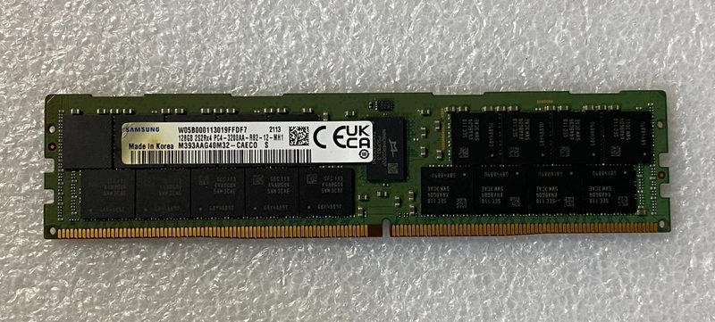 Модуль памяти Samsung M393AAG40M32-CAE