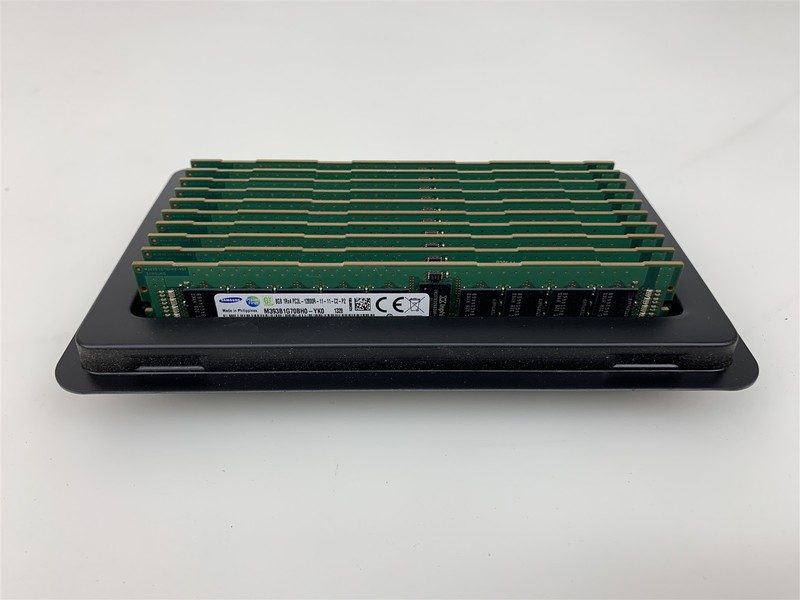 Модуль памяти Samsung M393B1G70BH0