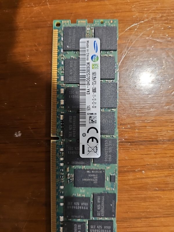 Модуль памяти Samsung M393B2G70BH0-YKO