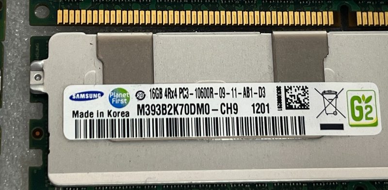 Модуль памяти Samsung M393B2K70DM0-CH9