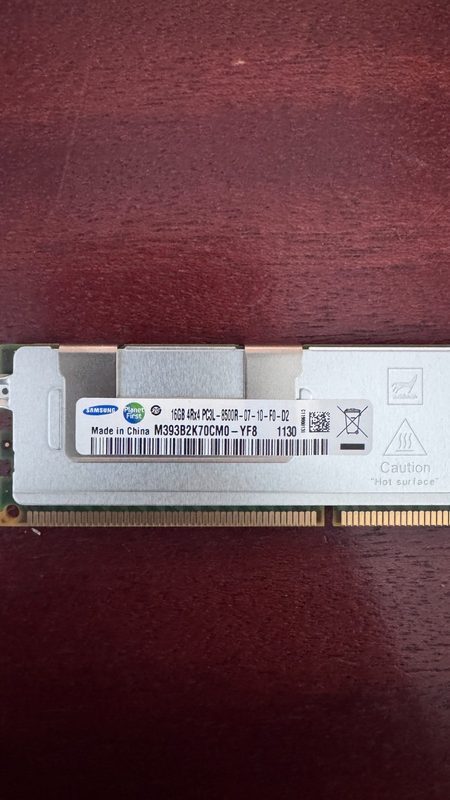 Модуль памяти Samsung M393B2K70DM0-YF8