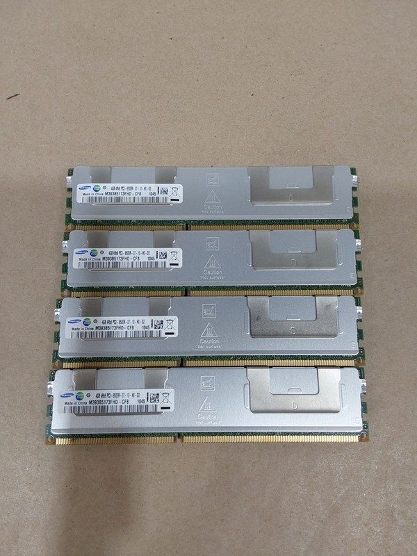 Модуль памяти Samsung M393B5173FHD-CF8