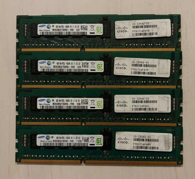 Модуль памяти Samsung M393B5270DH0-YH9