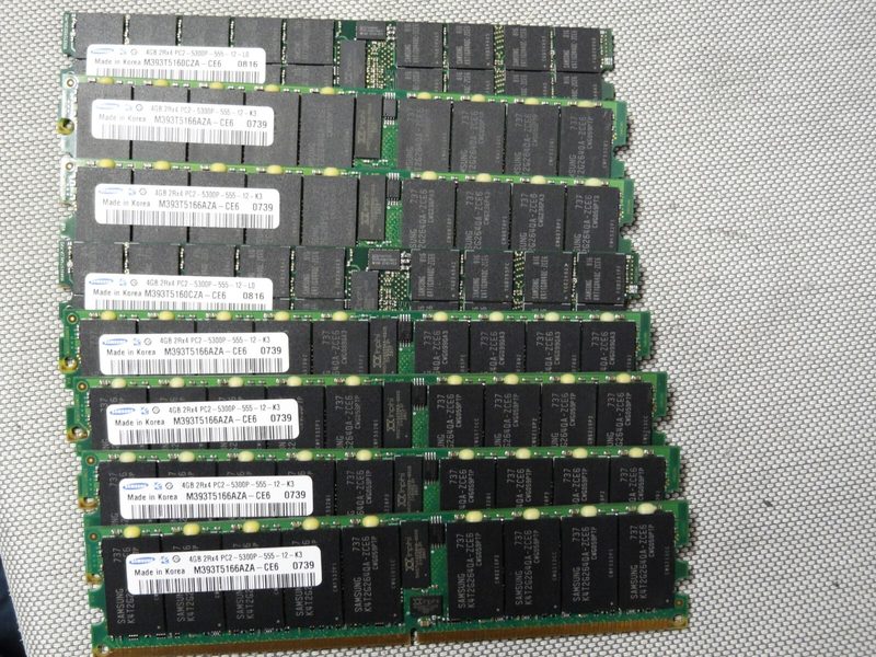 Модуль памяти Samsung M393T5166AZA-CE6