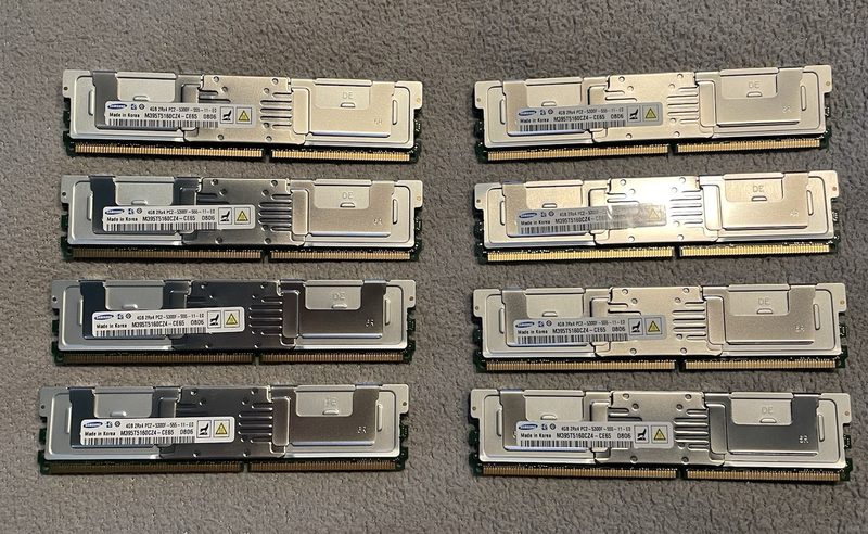 Модуль памяти Samsung M395T5160CZ4-CE65