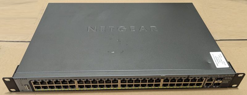 Коммутатор Netgear M4100-50G-POE