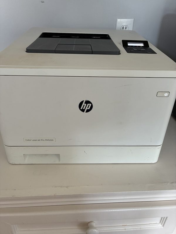 Лазерный принтер HPE M452DN