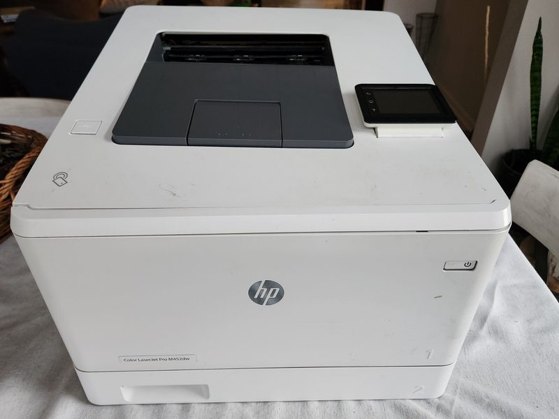 Лазерный принтер HPE M452DW