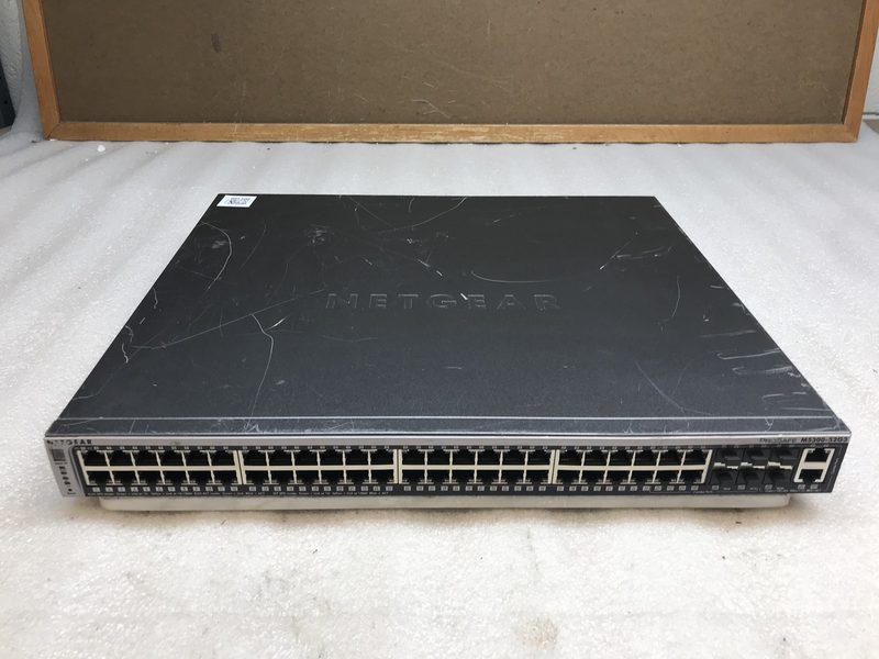 Коммутатор Netgear M5300-52G3