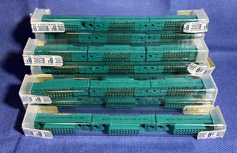 Разъём Amphenol M55302/166B10Y2