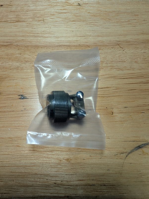Электронный компонент Amphenol M850049/38S11W