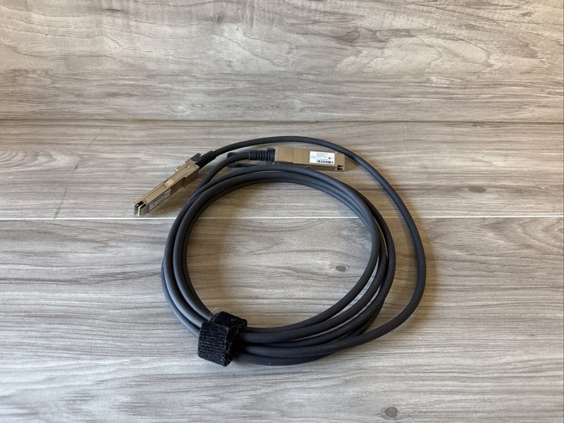 Коммутатор Cisco MA-CBL-40G-3M