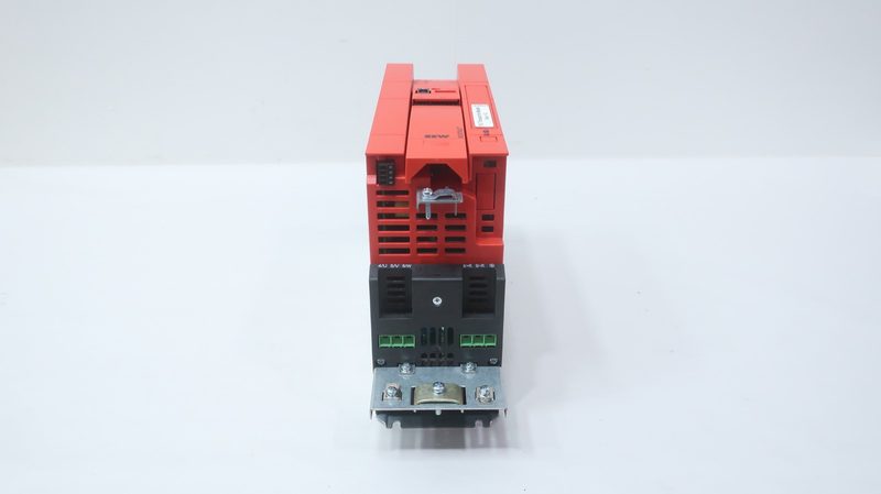 Частотный преобразователь MC07B0055-5A3-4-00