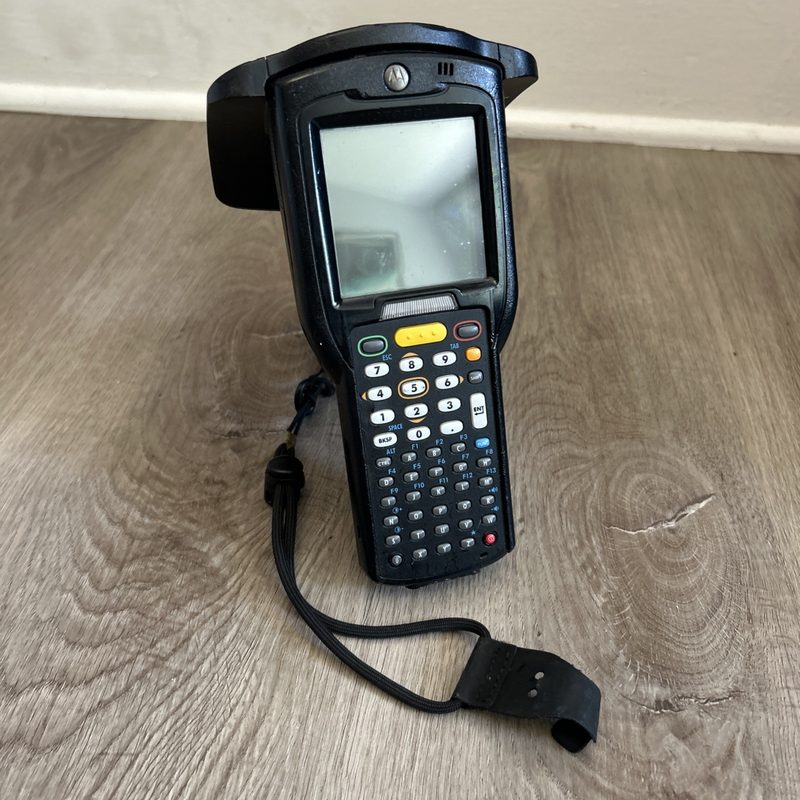 Сканер штрих-кода Motorola MC319Z-GL4H24E0W