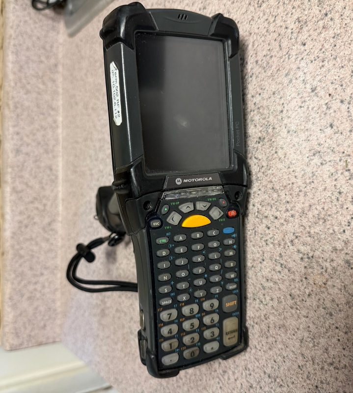 Терминал сбора данных Motorola MC9090