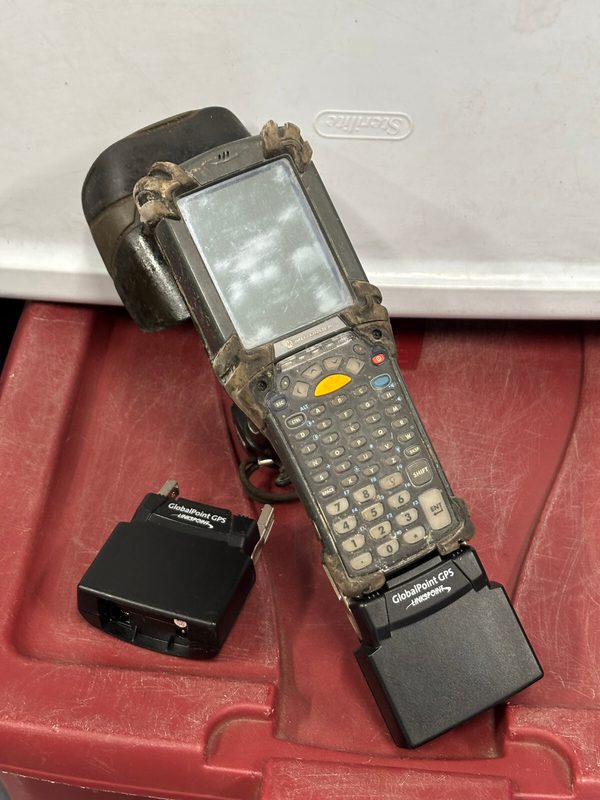 Сканер штрих-кода Motorola MC9090R6
