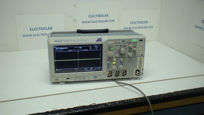 Осциллограф Tektronix MDO3032