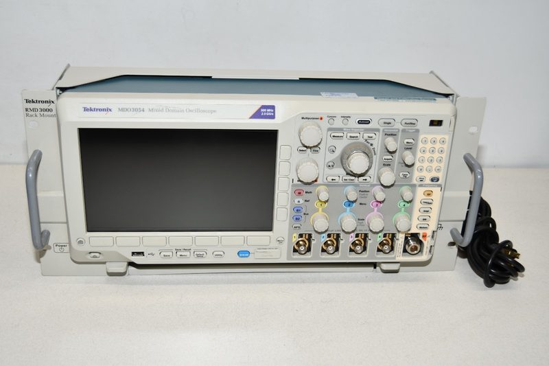 Осциллограф Tektronix MDO3054