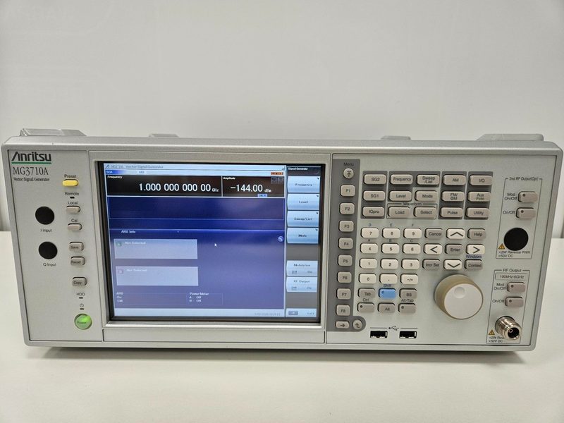 Генератор сигналов Anritsu MG3710A