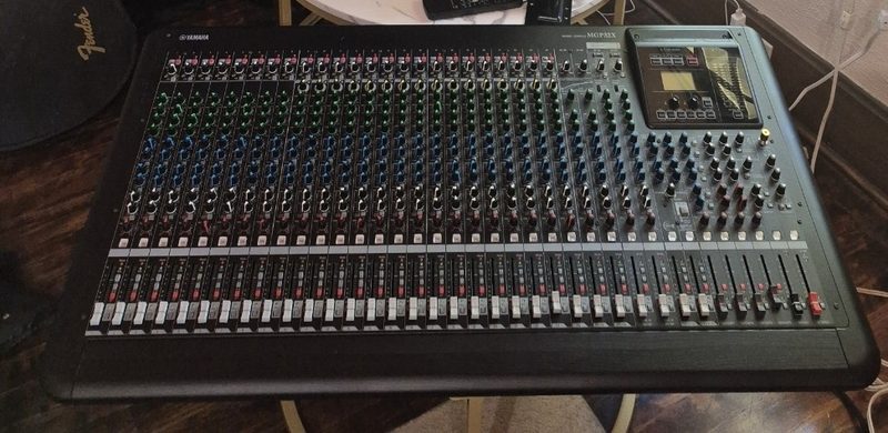 Микшерный пульт MGP32X