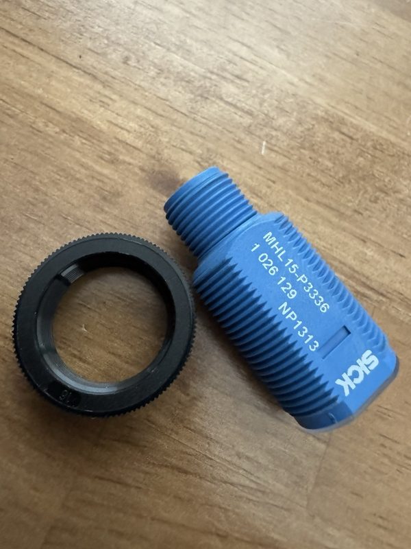 Фотоэлектрический датчик SICK MHL15-P3336