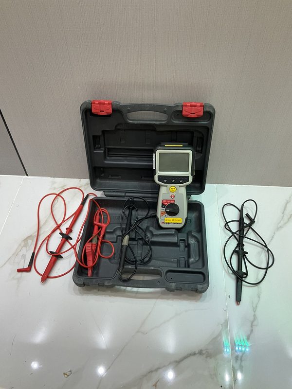 Тестер Megger MIT400/2
