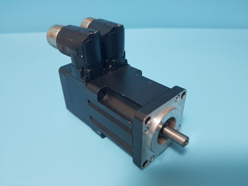 Серводвигатель Allen-Bradley MPL-B1510V-EJ72AA