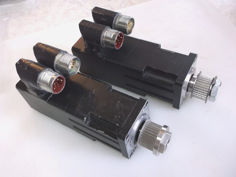 Серводвигатель Allen-Bradley MPL-B1520F-V-X204