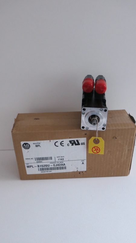 Серводвигатель Allen-Bradley MPL-B1520U-EJ42AA