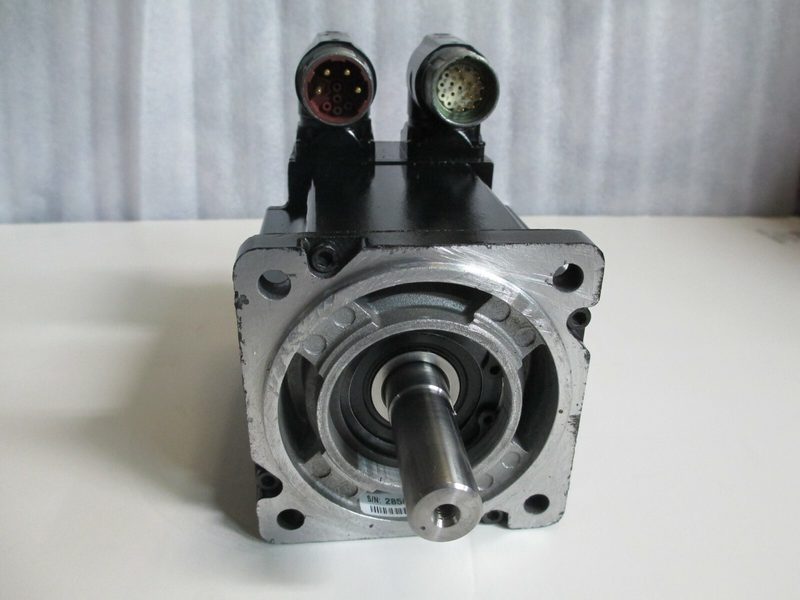 Серводвигатель Allen-Bradley MPL-B310P-MK72AA