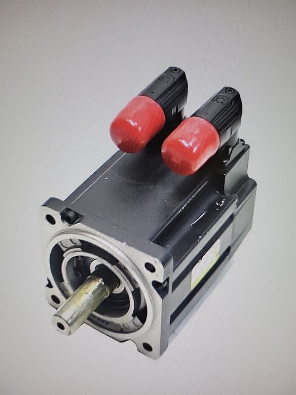 Серводвигатель Allen-Bradley MPL-B310P-RK72AA