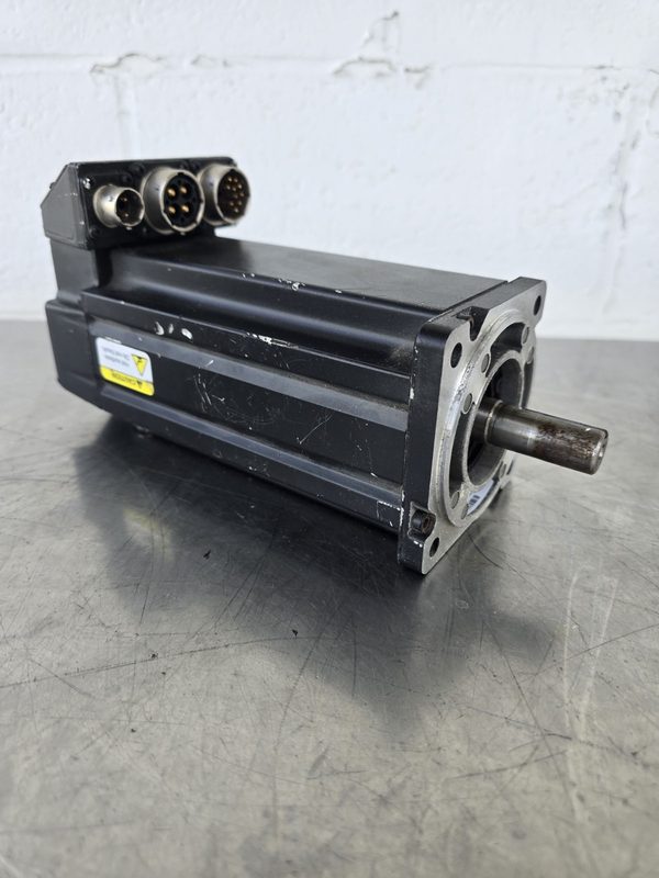 Серводвигатель Allen-Bradley MPL-B330P-MJ24AA