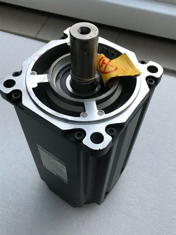 Серводвигатель Allen-Bradley MPL-B540K-MK24AA