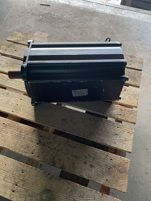 Серводвигатель Allen-Bradley MPL-B980C-MJ24AA