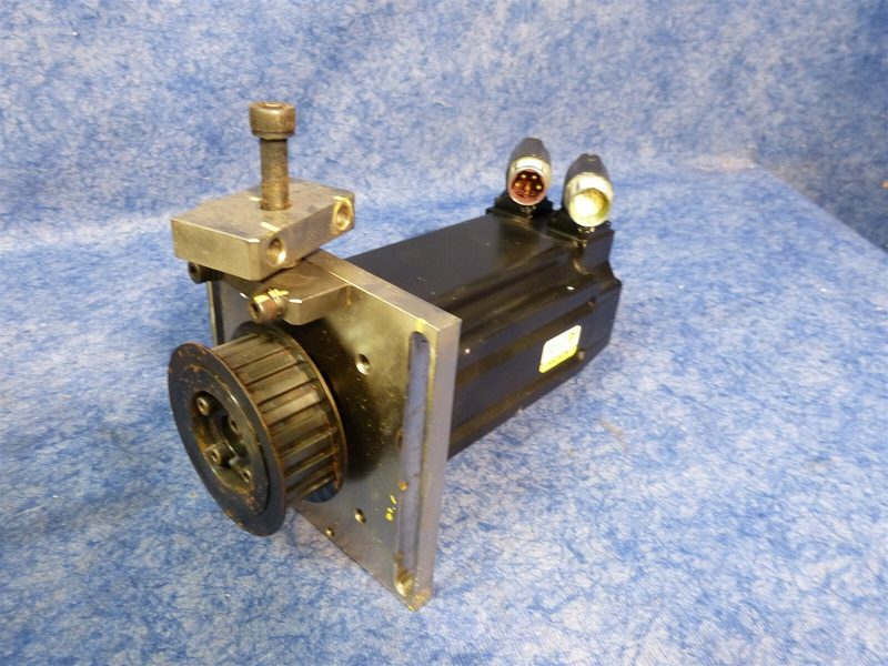 Серводвигатель Allen-Bradley MPM-B1151F-MJ74AA