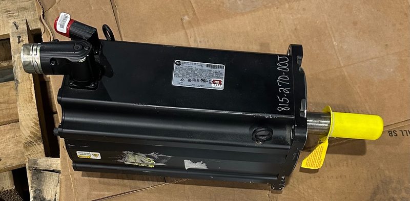 Серводвигатель Allen-Bradley MPM-B2152F-SJ74AA
