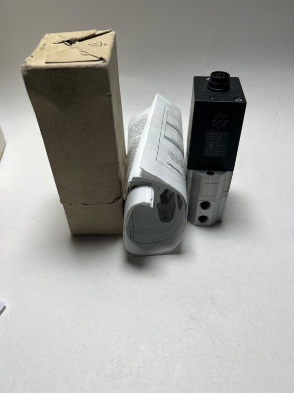 Трубопроводная арматура Festo MPPE-3-1/8-10-420-B