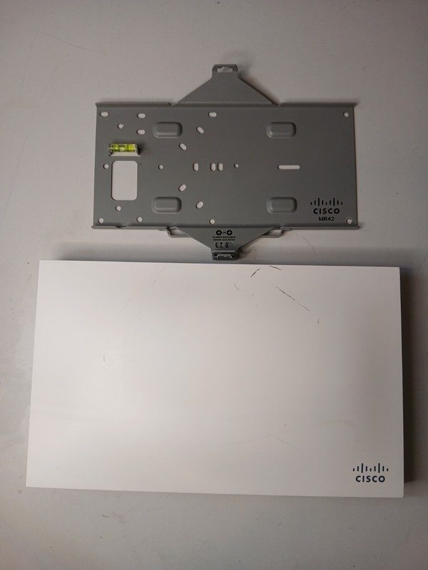Точка доступа Cisco MR42