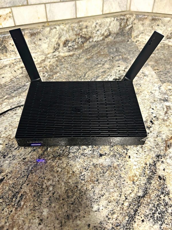 Маршрутизатор Linksys MR7350