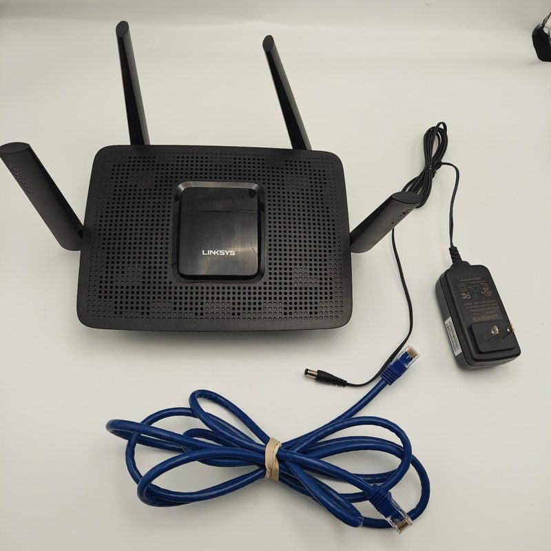 Маршрутизатор Cisco MR8300