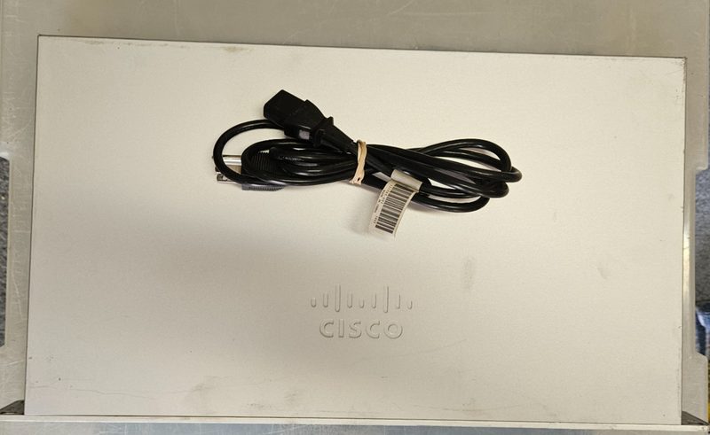 Коммутатор Cisco MS220-24-HW
