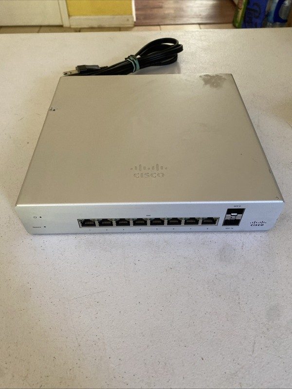 Коммутатор Cisco MS220-8-HW