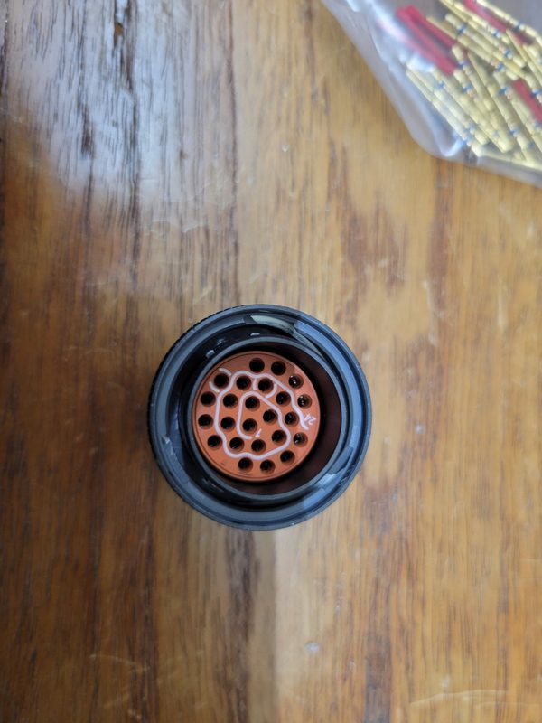 Разъём Amphenol MS24266R16B24PN