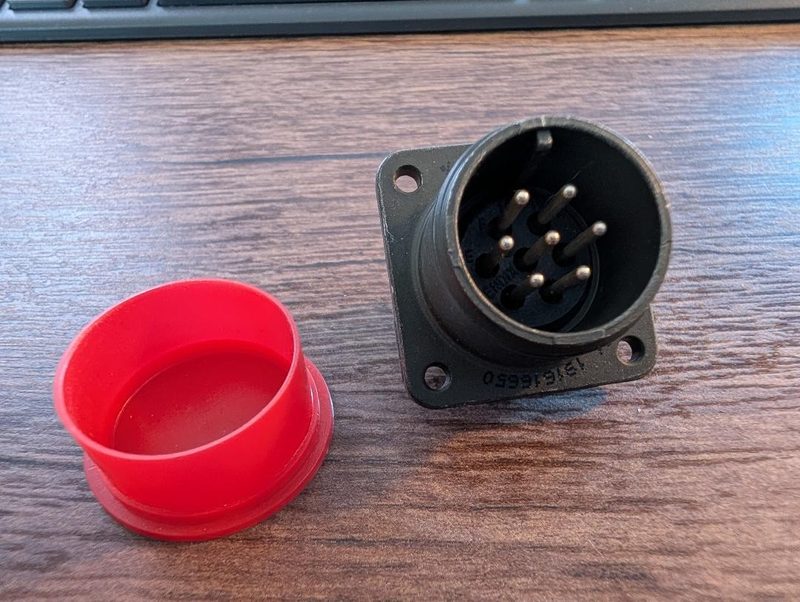 Электронный компонент Amphenol MS3102R16S-1P