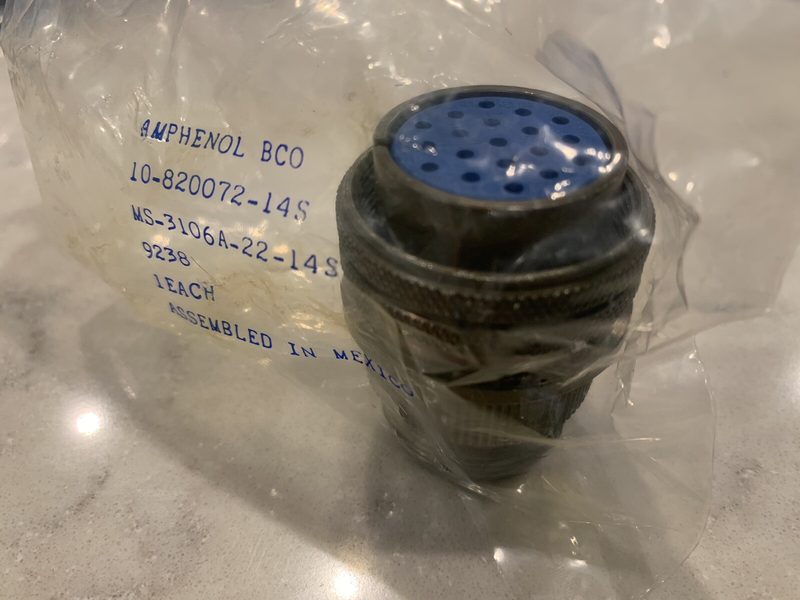 Разъём Amphenol MS3106A-22-14S